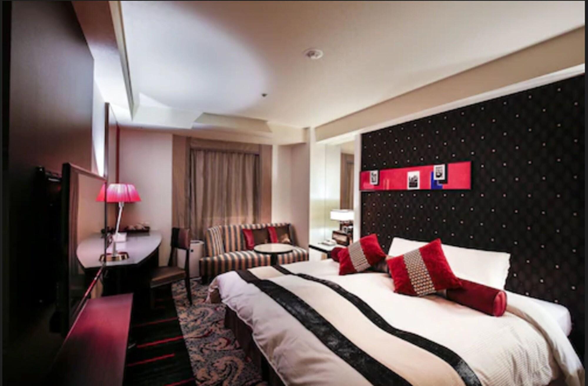 โรงแรม นิว โอตานิ 3*