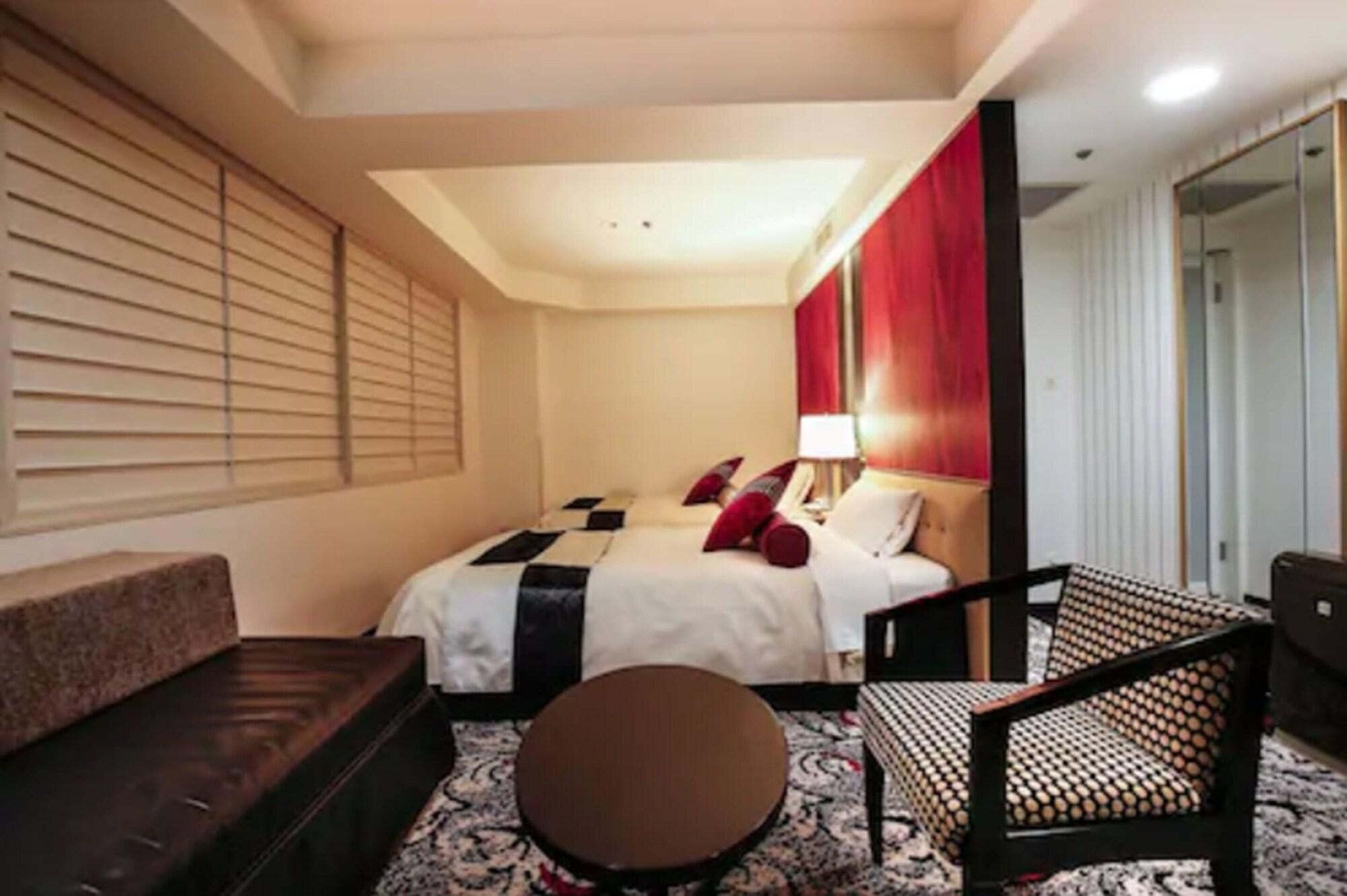 โรงแรม นิว โอตานิ 3*